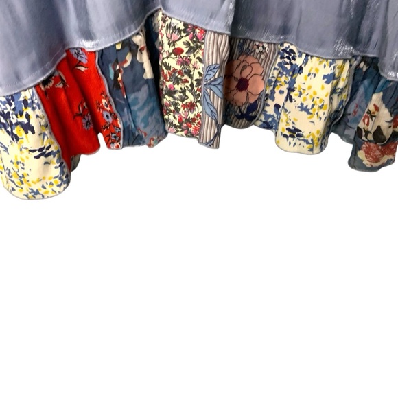 NWT John Mark Plus Size 1X Blue Haze Colorful Patchwork Trim Shiny Metalic Top - Picture 4 of 7